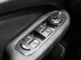 Jaguar XJR thumbnail 24