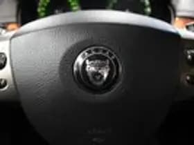 Jaguar XKR thumbnail 20