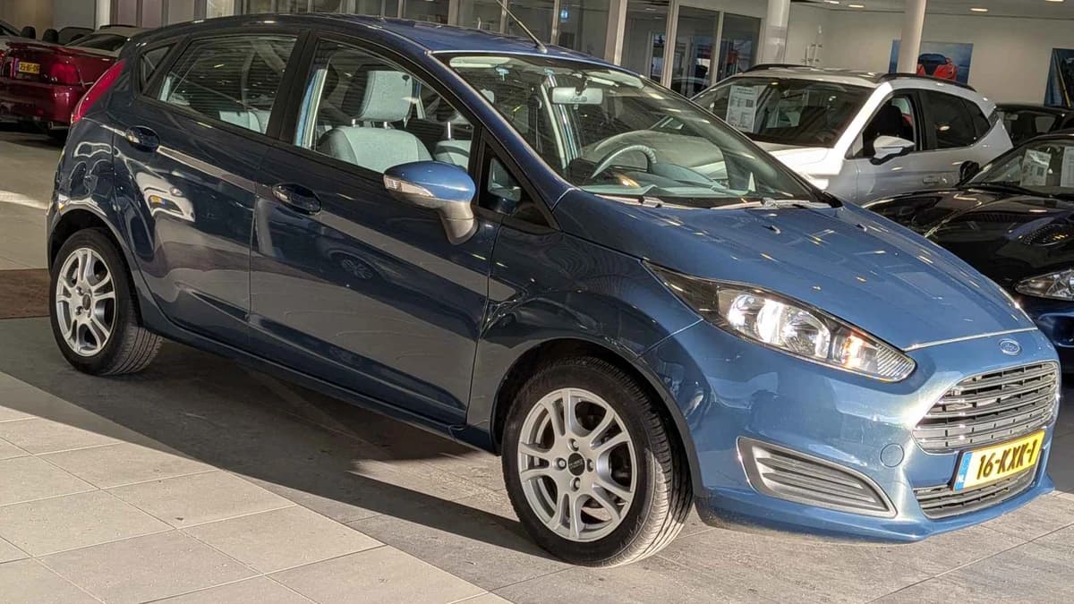 Ford Fiesta — foto 1