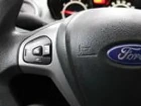 Ford Fiesta thumbnail 11
