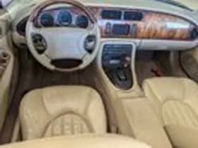 Jaguar XK8 thumbnail 8