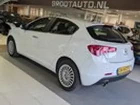 Alfa Romeo Giulietta thumbnail 3