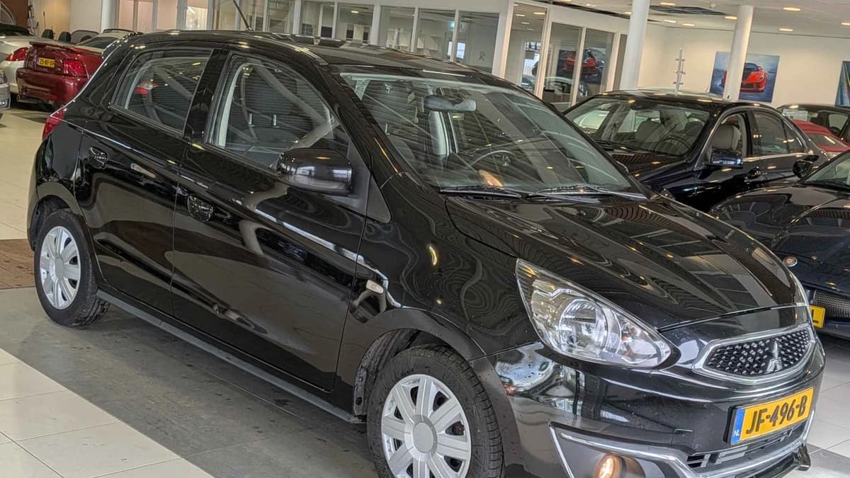 Mitsubishi Space Star — foto 1