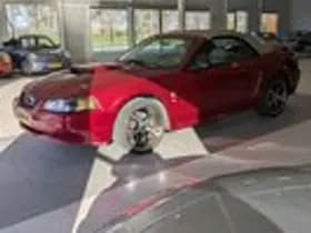 Ford Mustang thumbnail 2