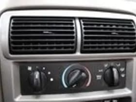 Ford Mustang thumbnail 12