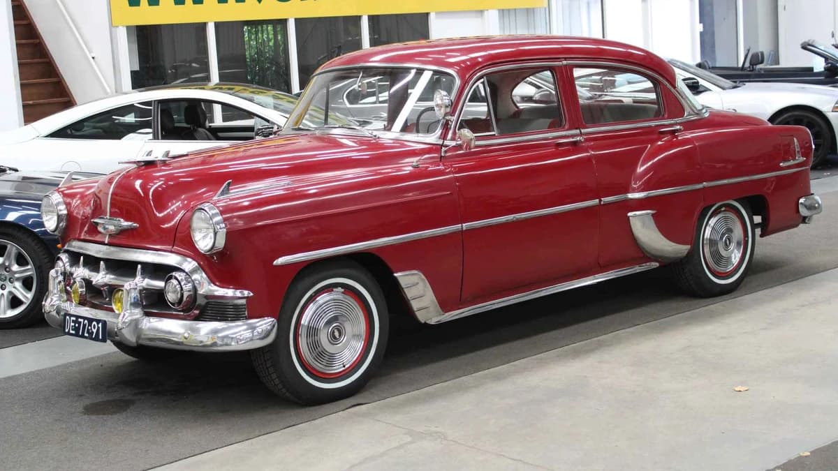 Chevrolet Bel Air — foto 1