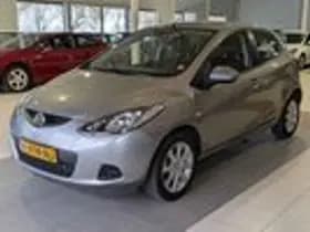 Mazda 2 thumbnail 2