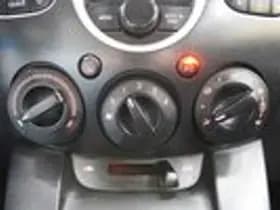 Mazda 2 thumbnail 11