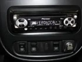 Chrysler PT Cruiser thumbnail 11