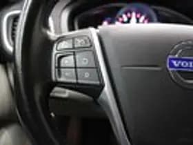 Volvo V40 thumbnail 11