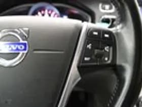Volvo V40 thumbnail 12