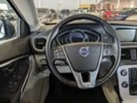 Volvo V40 thumbnail 9