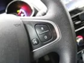 Renault Clio thumbnail 14