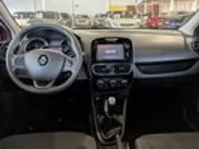 Renault Clio thumbnail 9