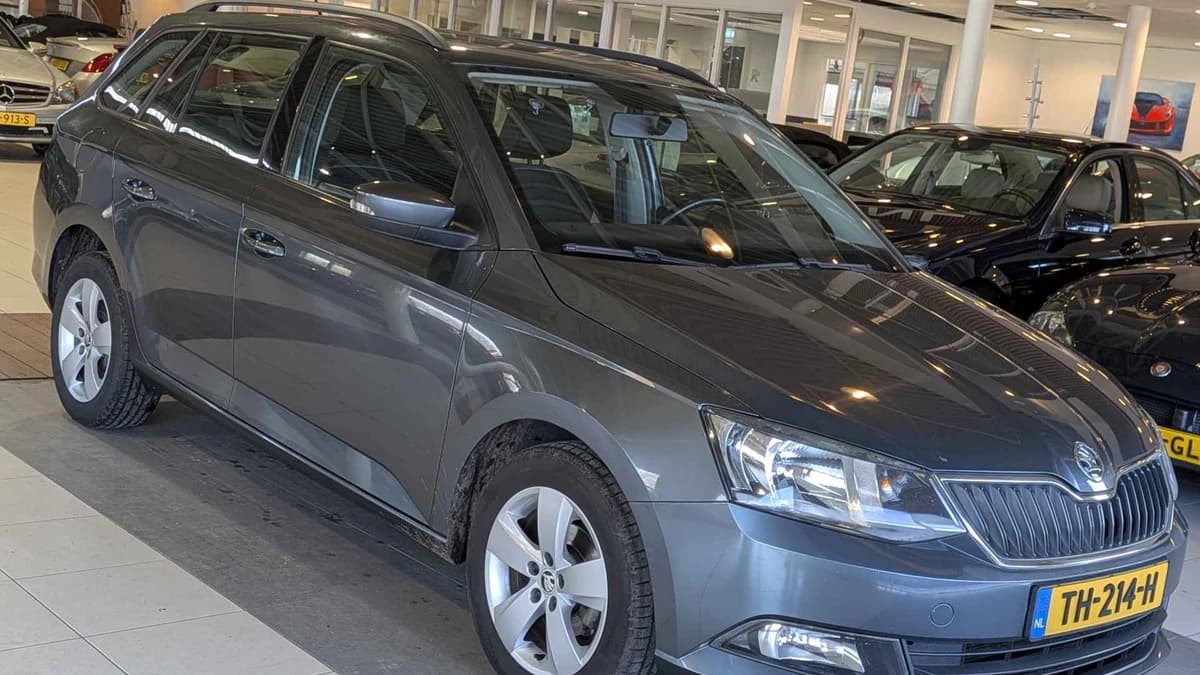 Škoda Fabia — foto 1