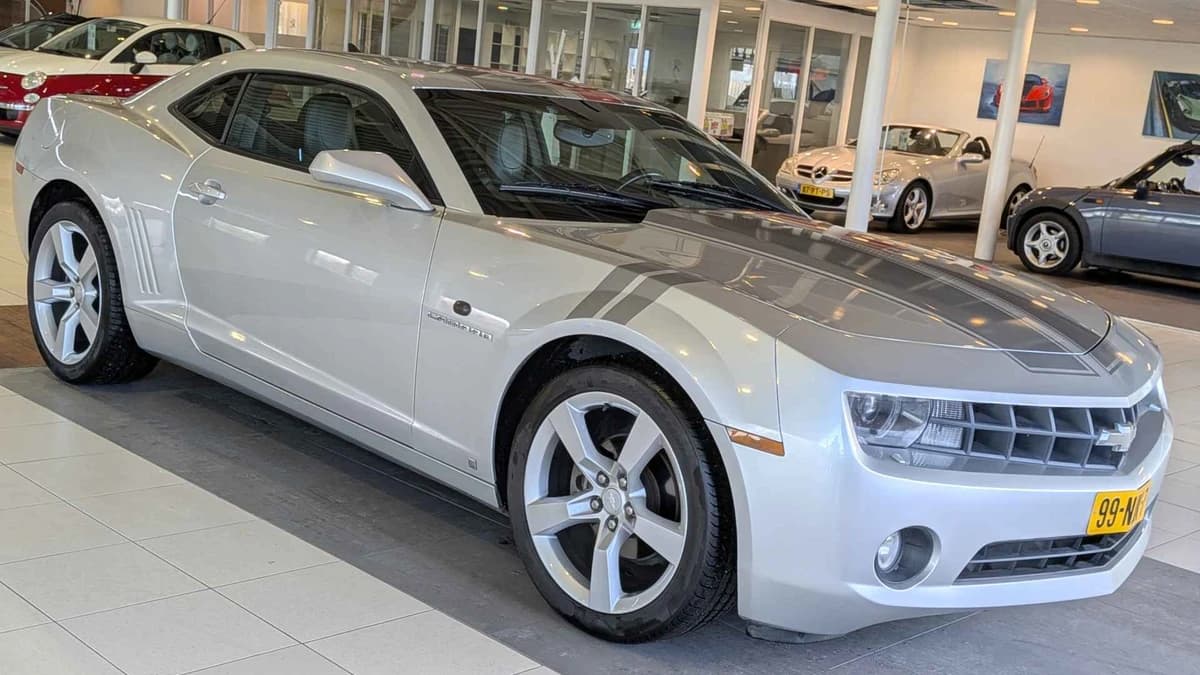 Chevrolet Camaro — foto 1