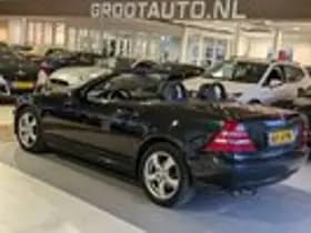 Mercedes-Benz SLK-Klasse thumbnail 3