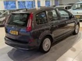 Ford C-Max thumbnail 4