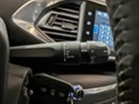 Peugeot 308 thumbnail 17