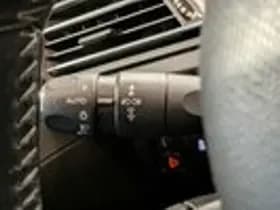 Peugeot 308 thumbnail 18