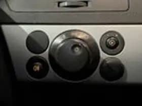 Opel Astra thumbnail 13