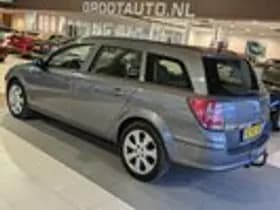 Opel Astra thumbnail 3