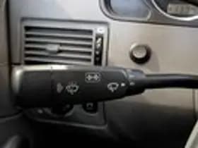 Chrysler Crossfire thumbnail 11