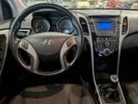 Hyundai i30 thumbnail 8