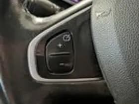 Renault Clio thumbnail 11