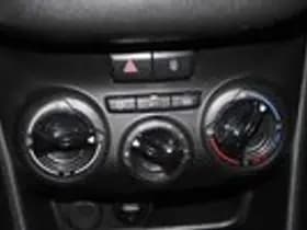 Peugeot 208 thumbnail 11