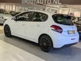 Peugeot 208 thumbnail 3