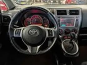 Toyota Verso-S thumbnail 9