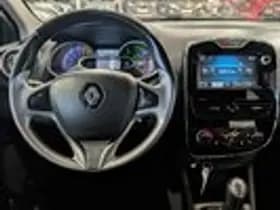 Renault Clio thumbnail 9