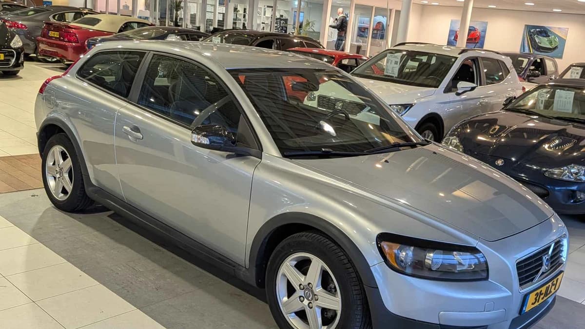 Volvo C30 — foto 1