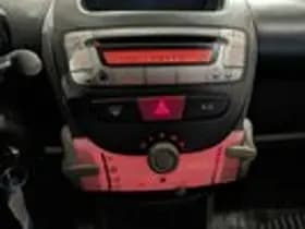 Toyota Aygo thumbnail 12