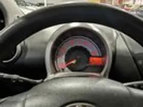 Toyota Aygo thumbnail 10