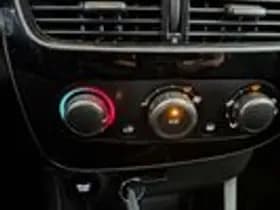 Renault Clio thumbnail 19