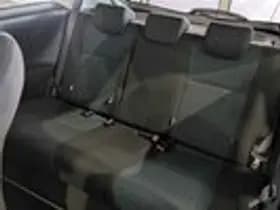 Toyota Yaris thumbnail 7