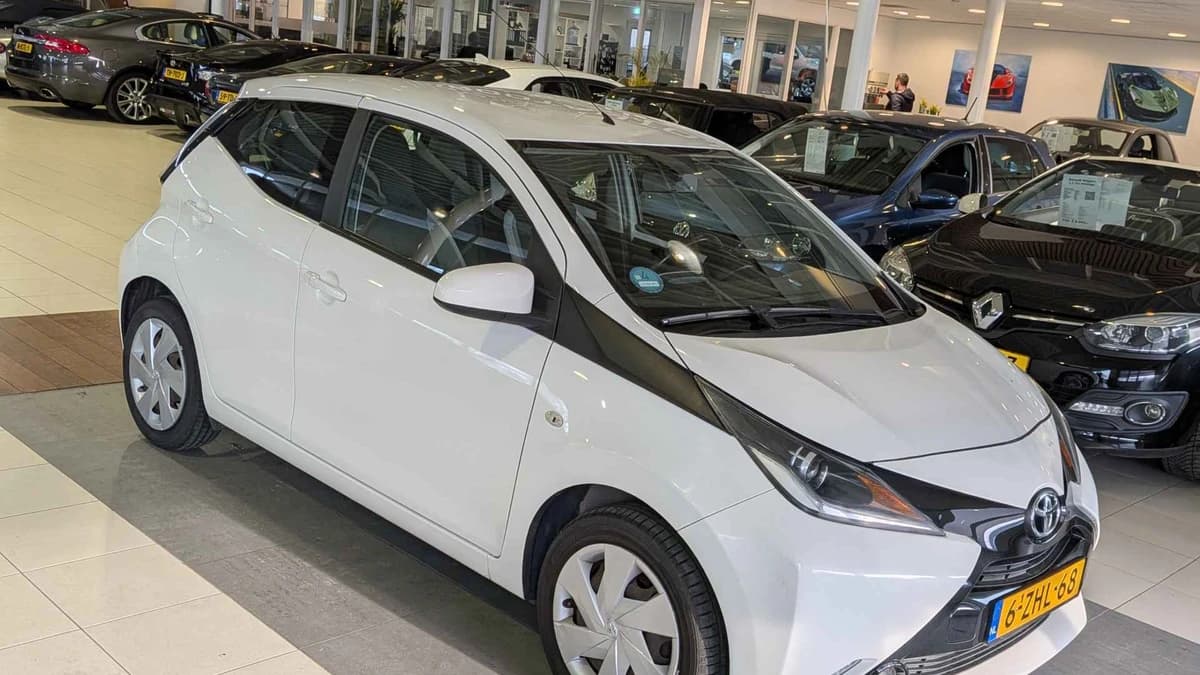 Toyota Aygo — foto 1