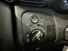 Mercedes-Benz C-Klasse thumbnail 14