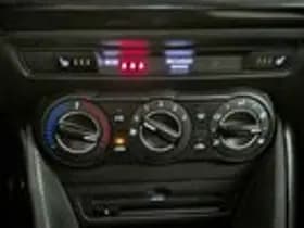 Mazda 2 thumbnail 15