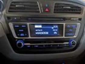 Hyundai i20 thumbnail 16