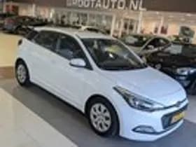 Hyundai i20 thumbnail 21