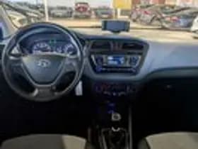 Hyundai i20 thumbnail 9