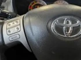 Toyota Auris thumbnail 12
