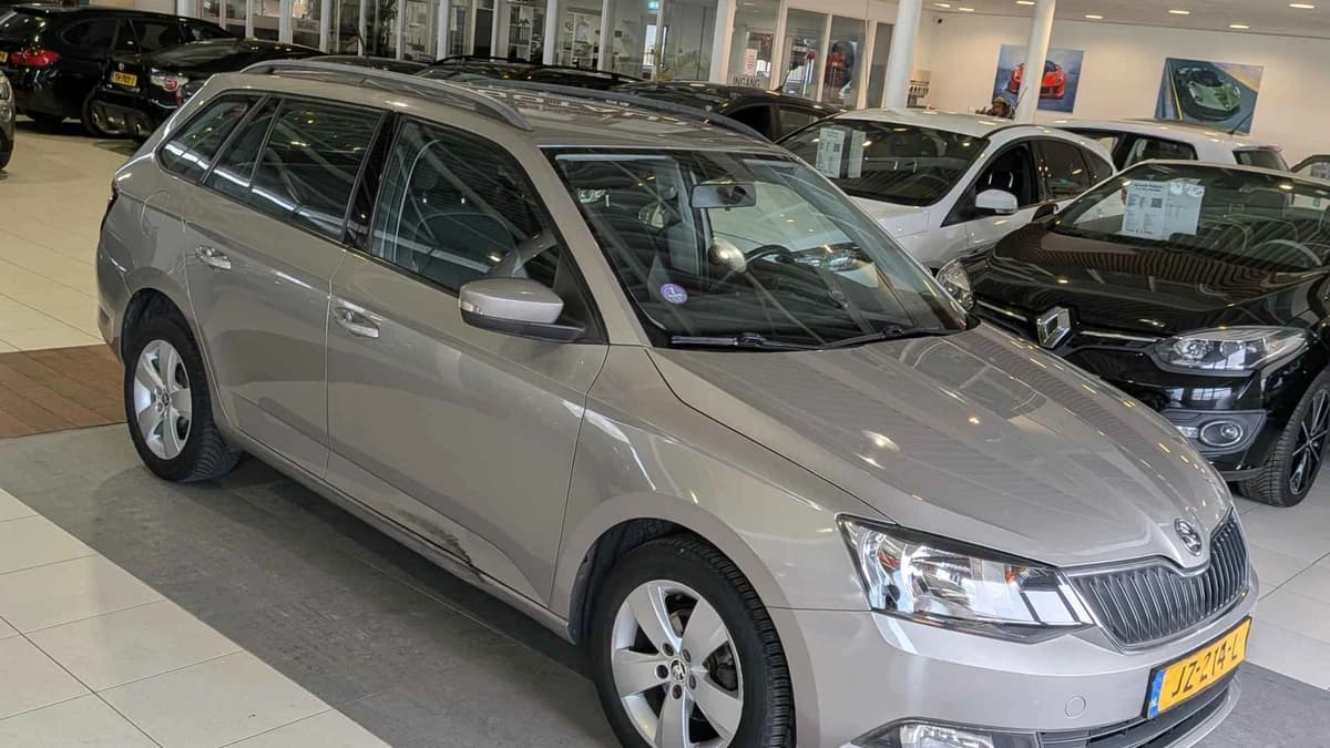 Škoda Fabia — foto 1