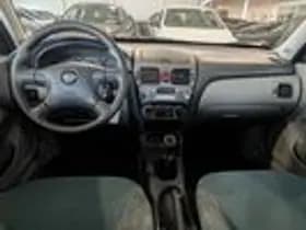 Nissan Almera thumbnail 8