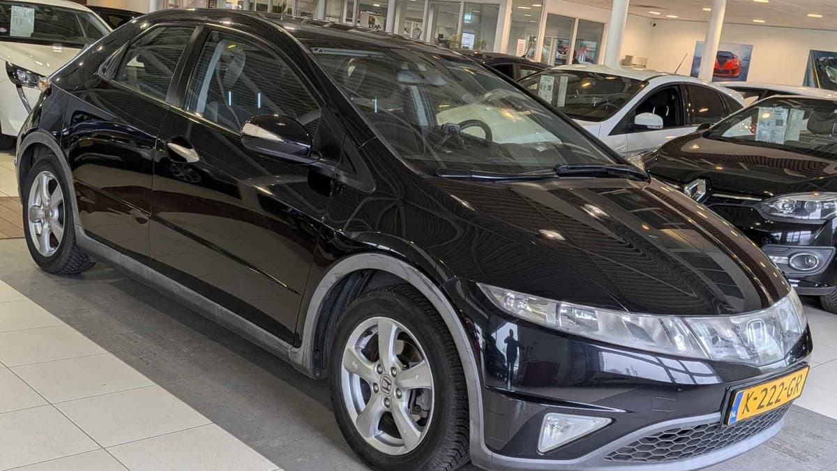 Honda Civic — foto 1