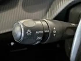 Peugeot 208 thumbnail 15