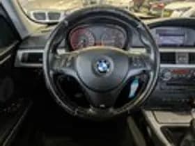 BMW 3-Serie thumbnail 9